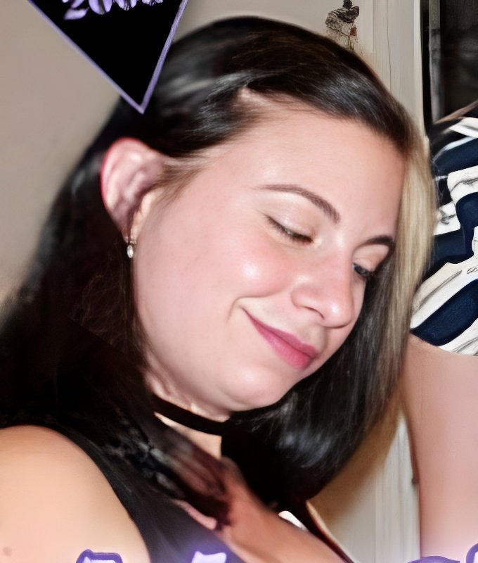 Maya — fotos e vídeos +18