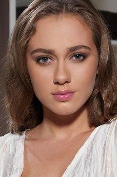 Ilona A photo 2
