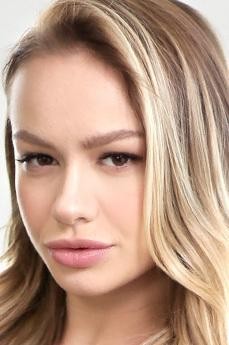Naomi Swann photo 41
