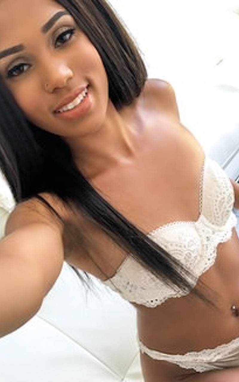Tiffany Nunez photo 3