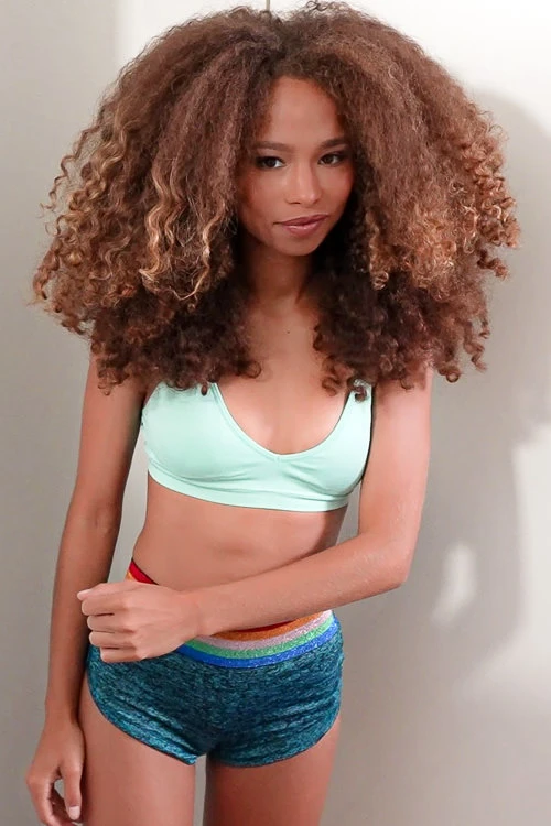 Cecilia Lion photo 26