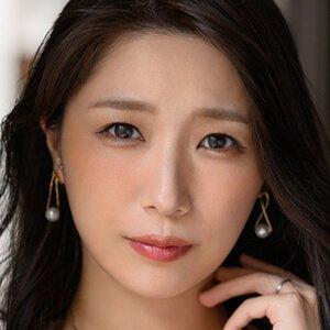 Mihi Nanami — fotos e vídeos +18