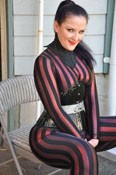 Caroline Pierce photo 23