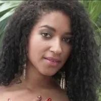 Alessandra Carvalho photo 2