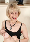 Hazel May photo 7