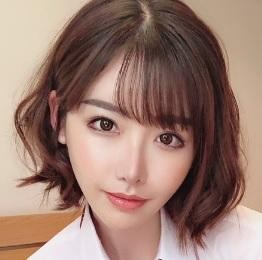 Eimi Fukada photo 14