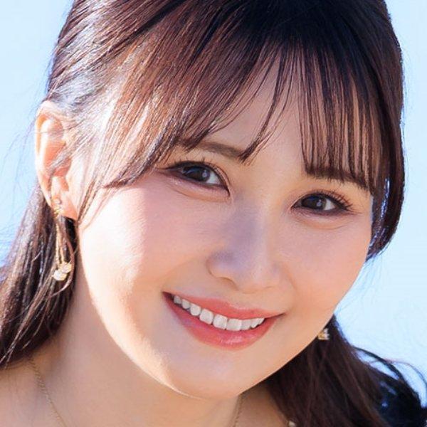 Inatomi Shion — fotos e vídeos +18