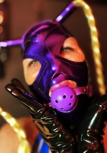 Latexglam — fotos e vídeos +18