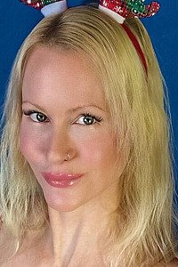 Blonde Hexe
