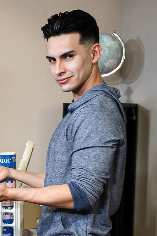 Aaron Perez photo 5