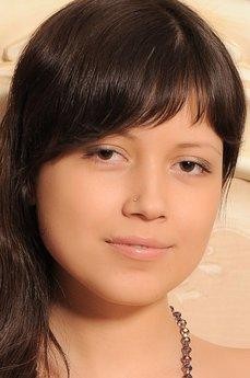 Ella E photo 2