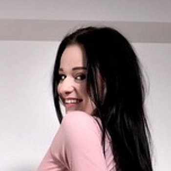 Debra Dee photo 2