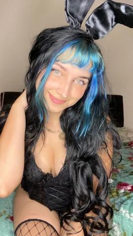 Alice8mommy — fotos e vídeos +18