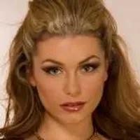 Heather Vandeven photo 27