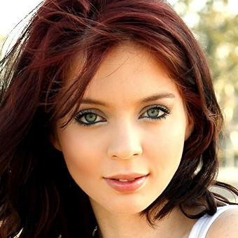 Jessi Palmer photo 25