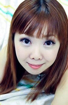 Akane Okuno photo 3