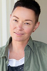 Jiz Lee