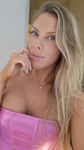 Nova Li — fotos e vídeos +18