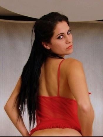Agostina Bell photo 2