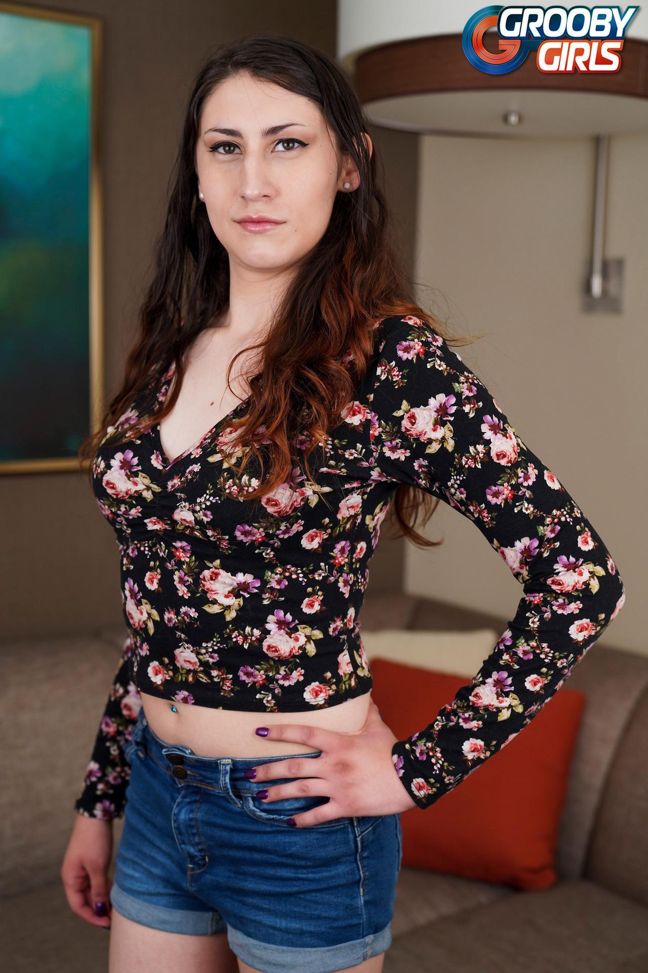 Eden Rose photo 2