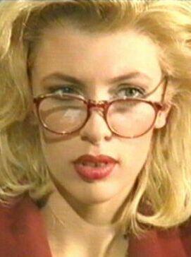 Kim Monroe photo 3