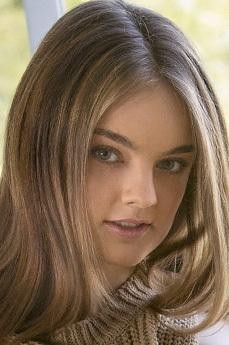 Lexie Fox photo 23