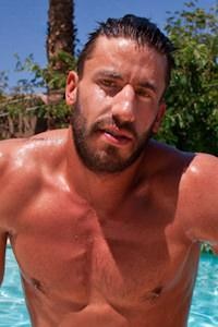 Logan Scott photo 8
