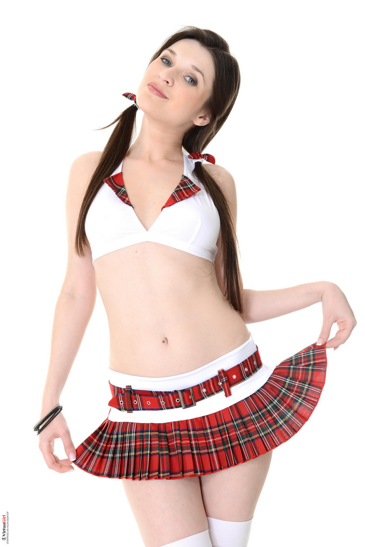 Serena Wood photo 2