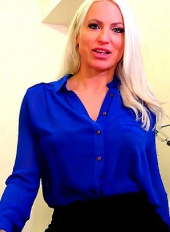 Imogen James photo 2