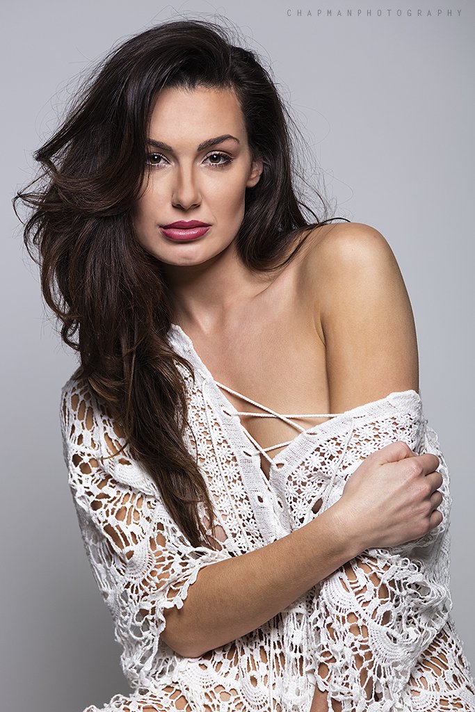 Laura Smith — fotos e vídeos +18