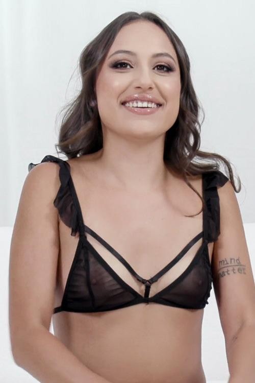 Lola Aiko photo 22