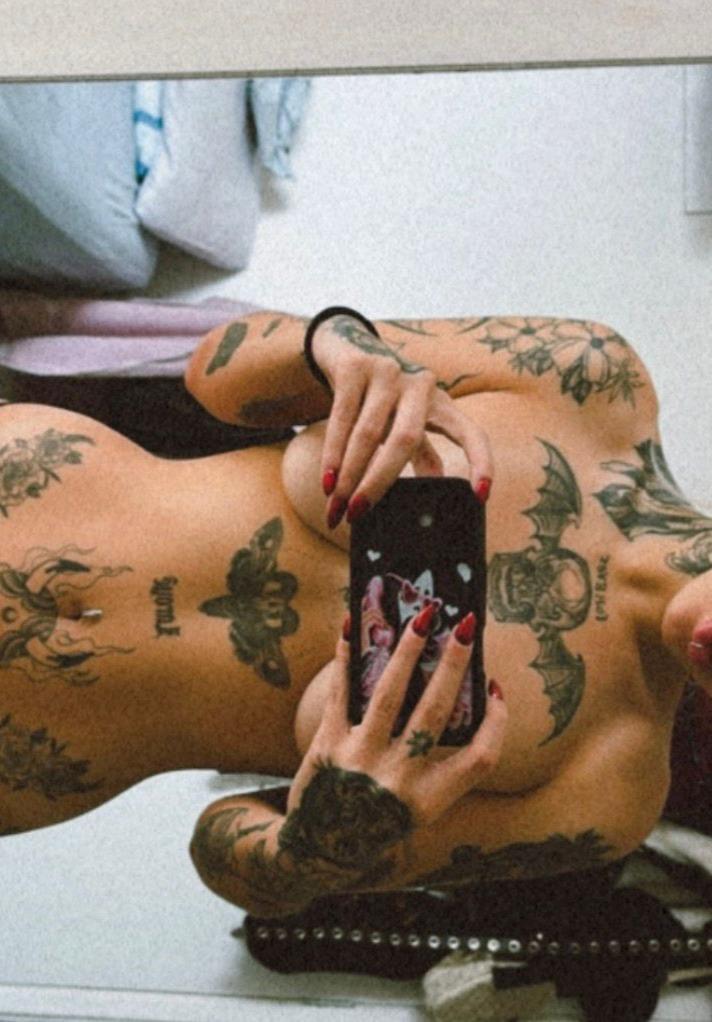 Officialcher — fotos e vídeos +18