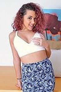 Adrian Black - profil actrice