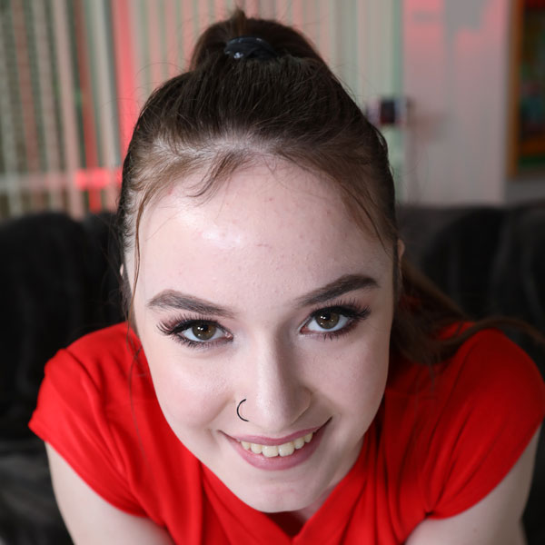 Hazel Moore photo 6