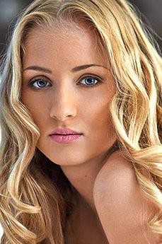 Cayla Lyons photo 53