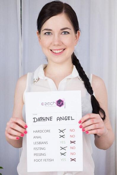 Daphne Angel photo 13