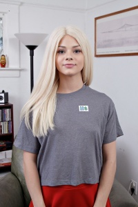 Elsa Jean photo 70