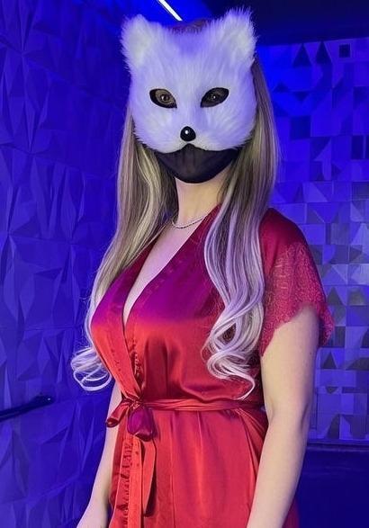 Queen Of Anal — fotos e vídeos +18