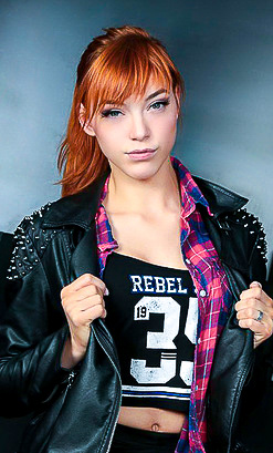 Anny Aurora photo 11