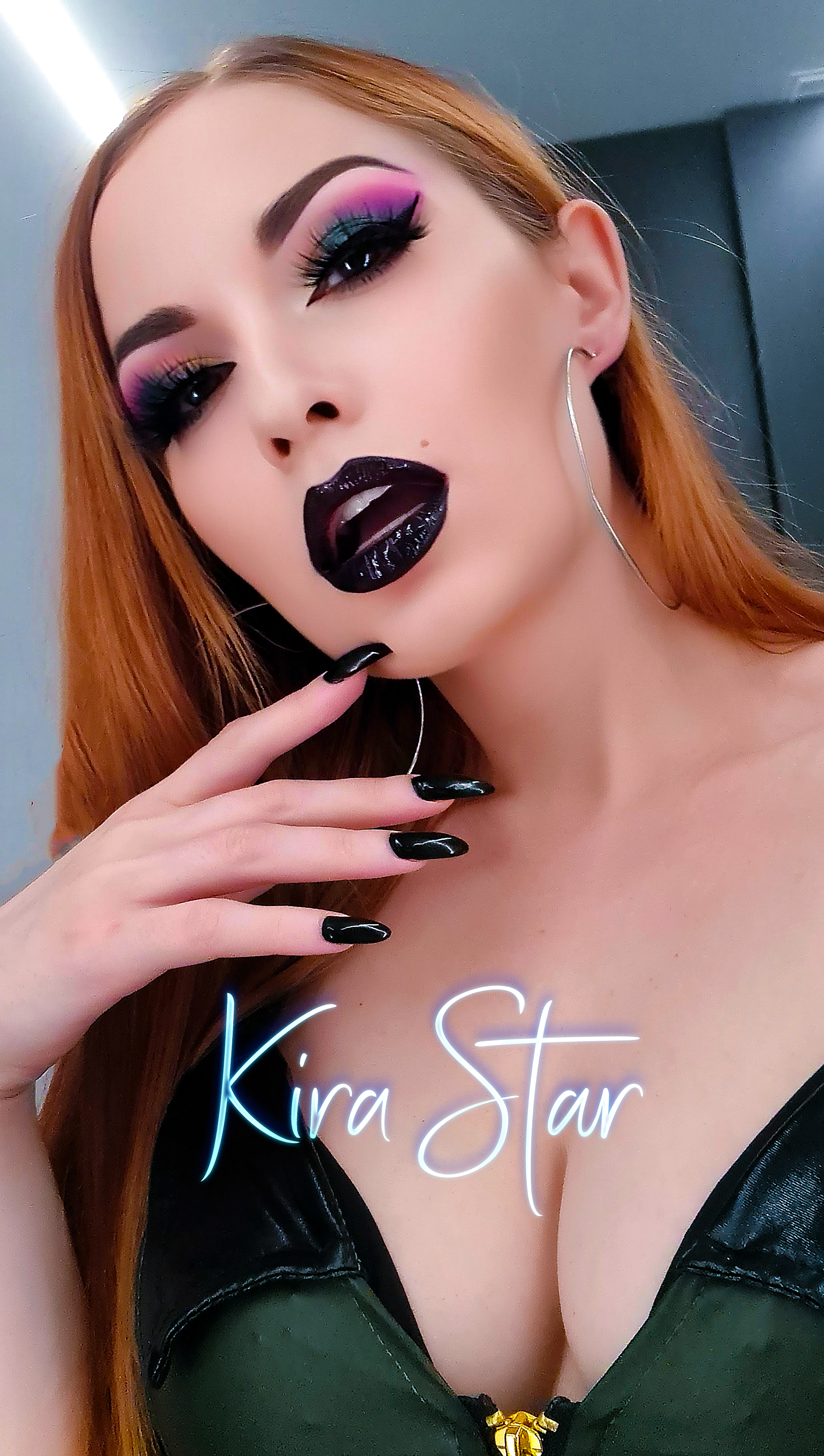 Kira Star