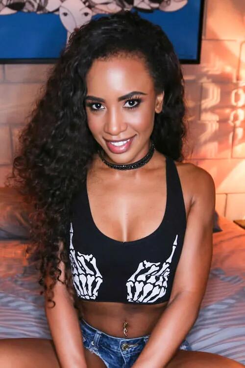 Demi Sutra photo 32