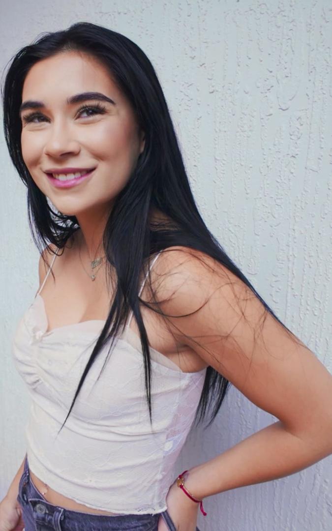 Delilah Dagger photo 6