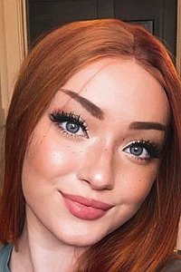 Emma Magnolia - Photo de profil actrice | Videossexy