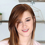 Alaina Dawson photo 28