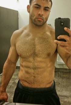 Derrick Ferrari photo 7