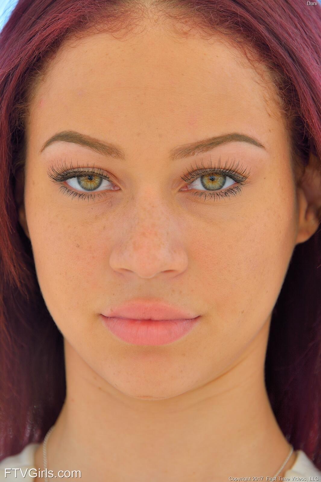 Dani Love photo 4