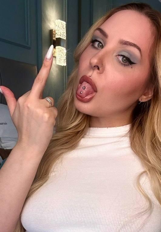 Alice Goddess — fotos e vídeos +18