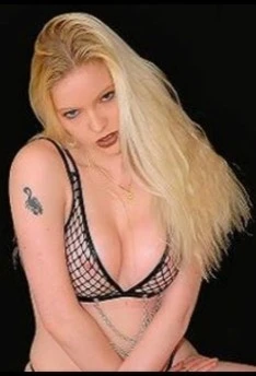 Kyla King photo 5