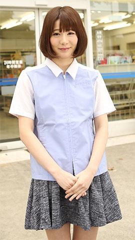 Airi Miyazaki photo 3