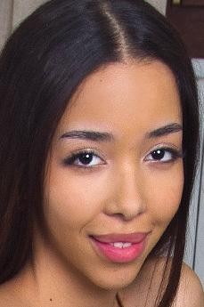 Lia Lin photo 42